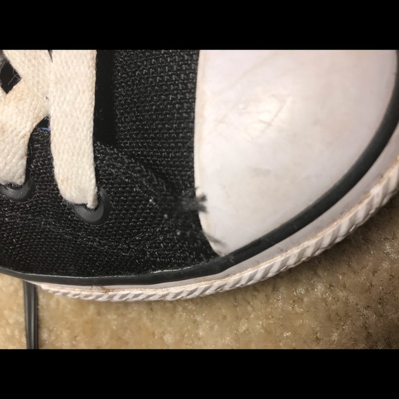 Converse shoes (SOLD) - Picture 5 of 5